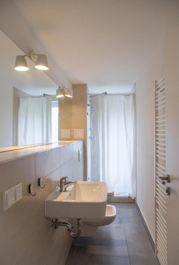 Madflats Hotel-Apartments S-Bahn Friedenau Berlin Exterior photo